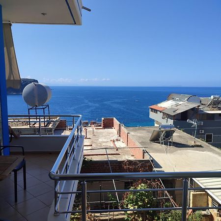 Hotel Bella Vista à Himarë Extérieur photo