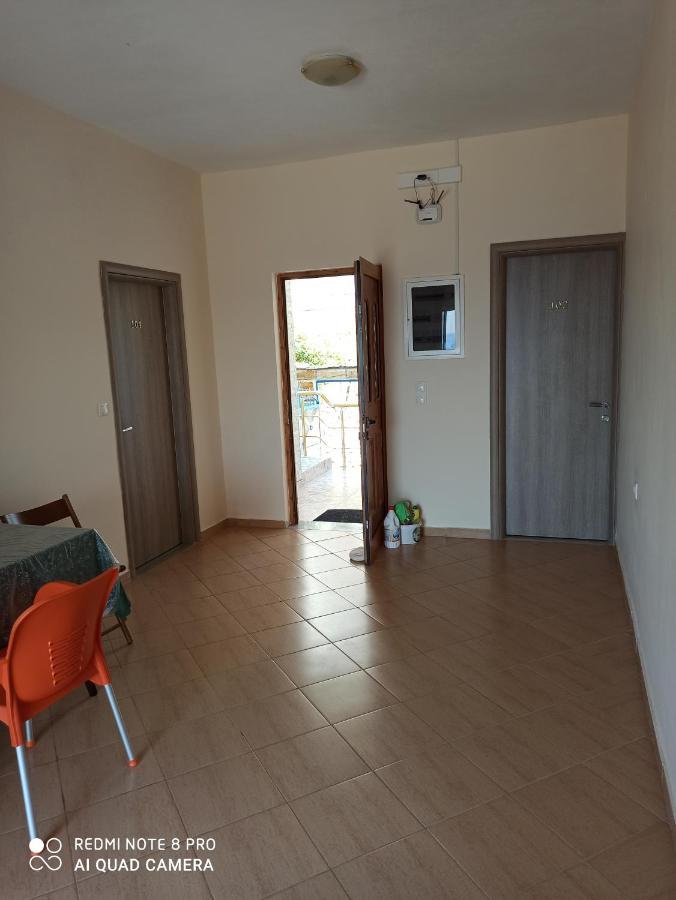Hotel Bella Vista à Himarë Extérieur photo