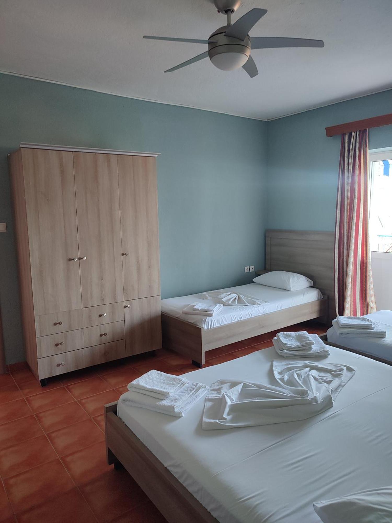 Hotel Bella Vista à Himarë Extérieur photo