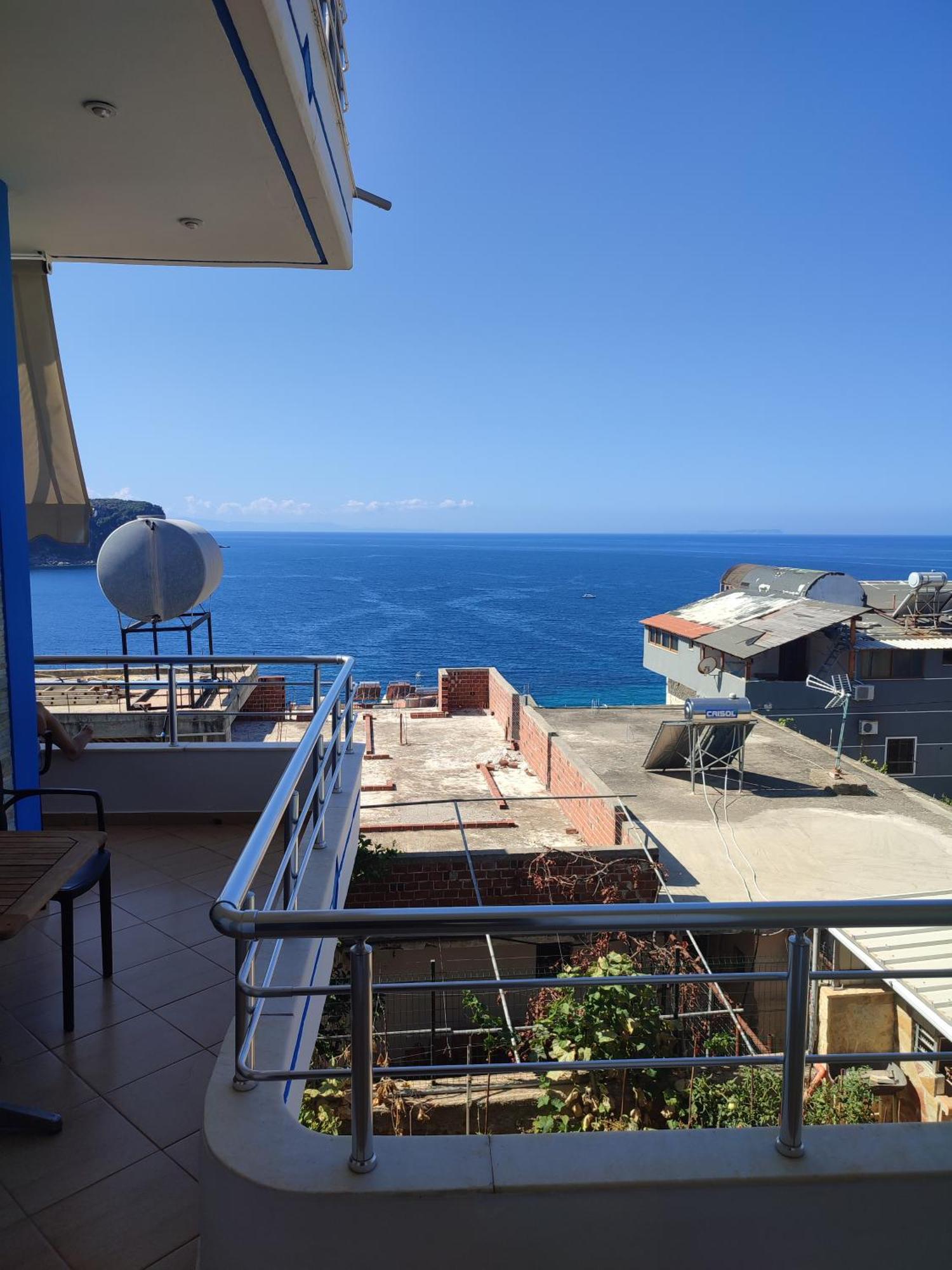 Hotel Bella Vista à Himarë Extérieur photo